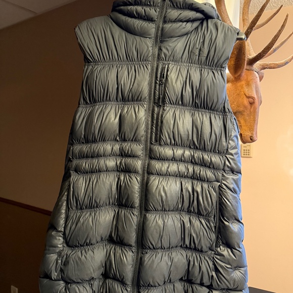 Women's Black North Face Vest - Size Large - Picture 1 of 3